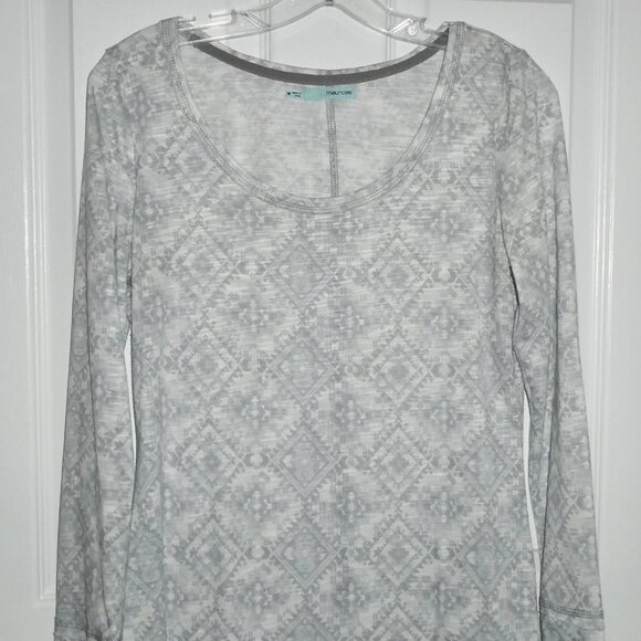 VERY NICE GRAY PATTERNED LONG SLEEVE MAURICES SHIRT TOP WOMENS - Picture 1 of 2